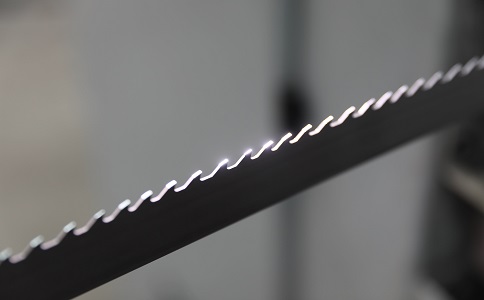 大足双金属带锯条产生切削噪音的原因具体有哪些？